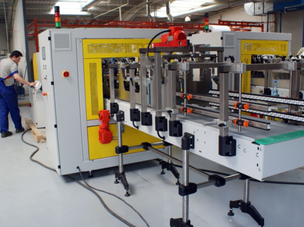 produzione, riparazione, assistenza di macchine e attrezzature per l'imbottigliamento di bevande e liquidi Polonia